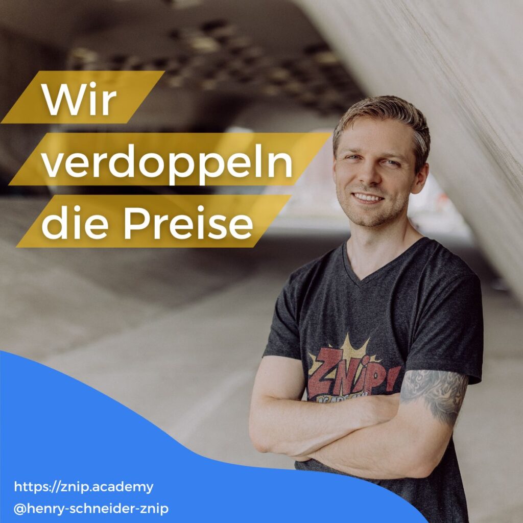 Henry Schneider - Wir verdoppeln die Preise - lächelt in die Kamera, während er in einem modernen Gebäude aus Sichtbeton steht